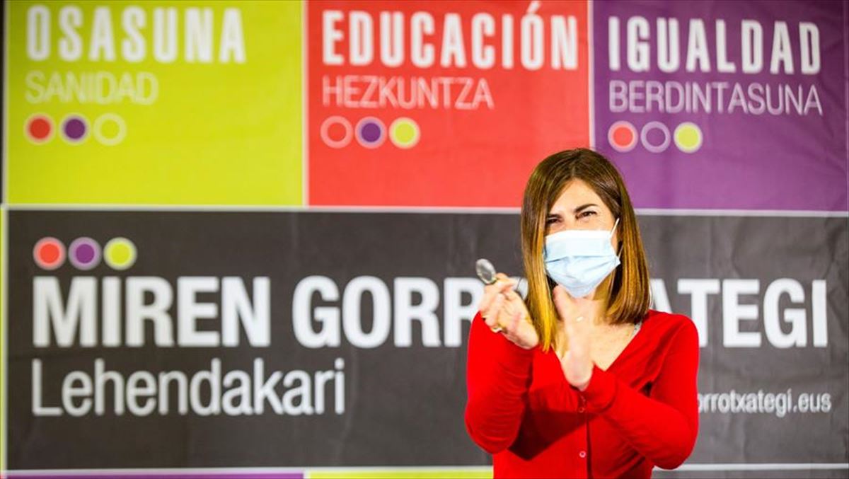 La candidata a lehendakari, Miren Gorrotxategi, en el acto de Elkarrekin Podemos.