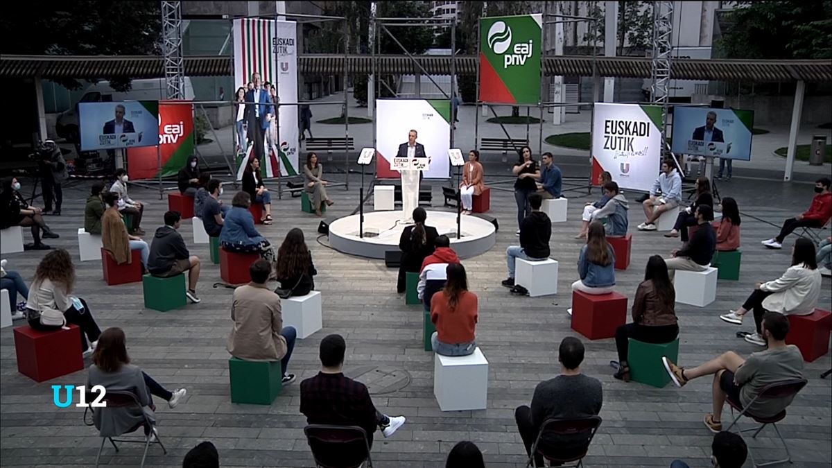 Imagen del acto del PNV en Bilbao, este viernes por la tarde