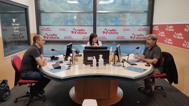 Entrevista de Maritxu Díez a los arquitectos Edorta Mujika y Fermín Alaña en Radio Vitoria