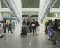 Los finalistas, sorprendidas por sus familiares y amigos en el aeropuerto