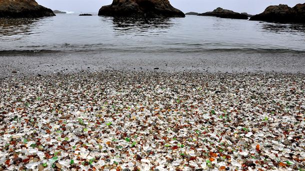 Playa de Green Glass, California