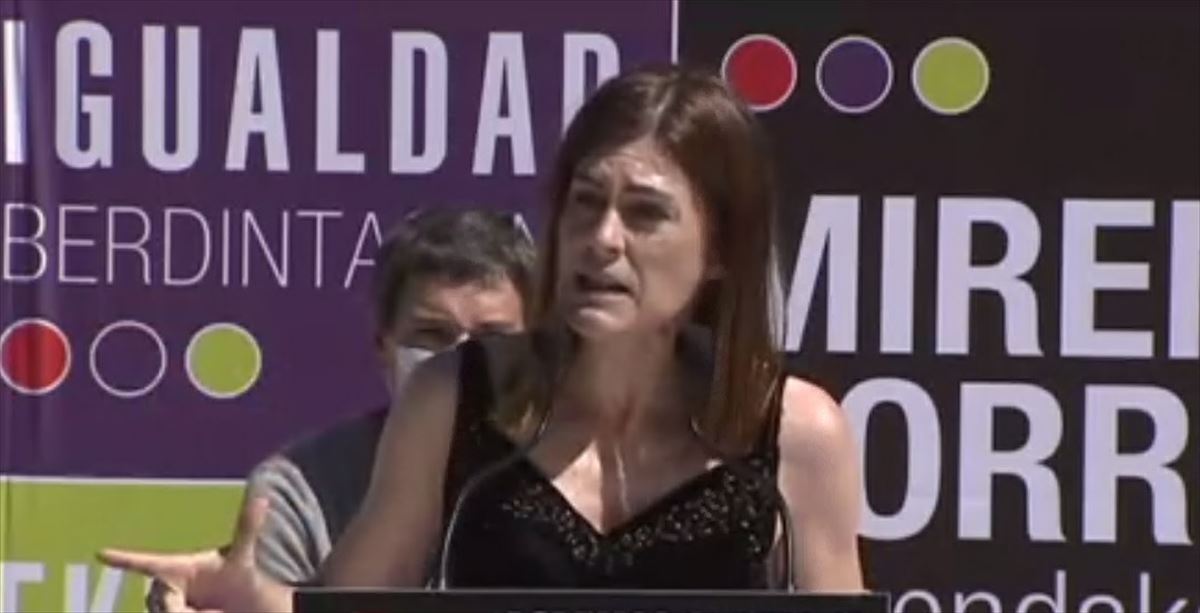 Acto de Elkarrekin Podemos-IU en Mondragón