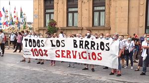 El Comité de empresa de Dbus se concentra para pedir el 100 % de los servicios