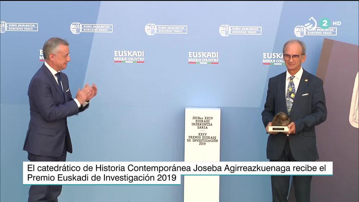 Joseba Agirreazkuenaga ha recibido el premio Euskadi de Investigación. Imagen de un video de EiTB.