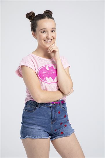 June (Lorea Intxausti)