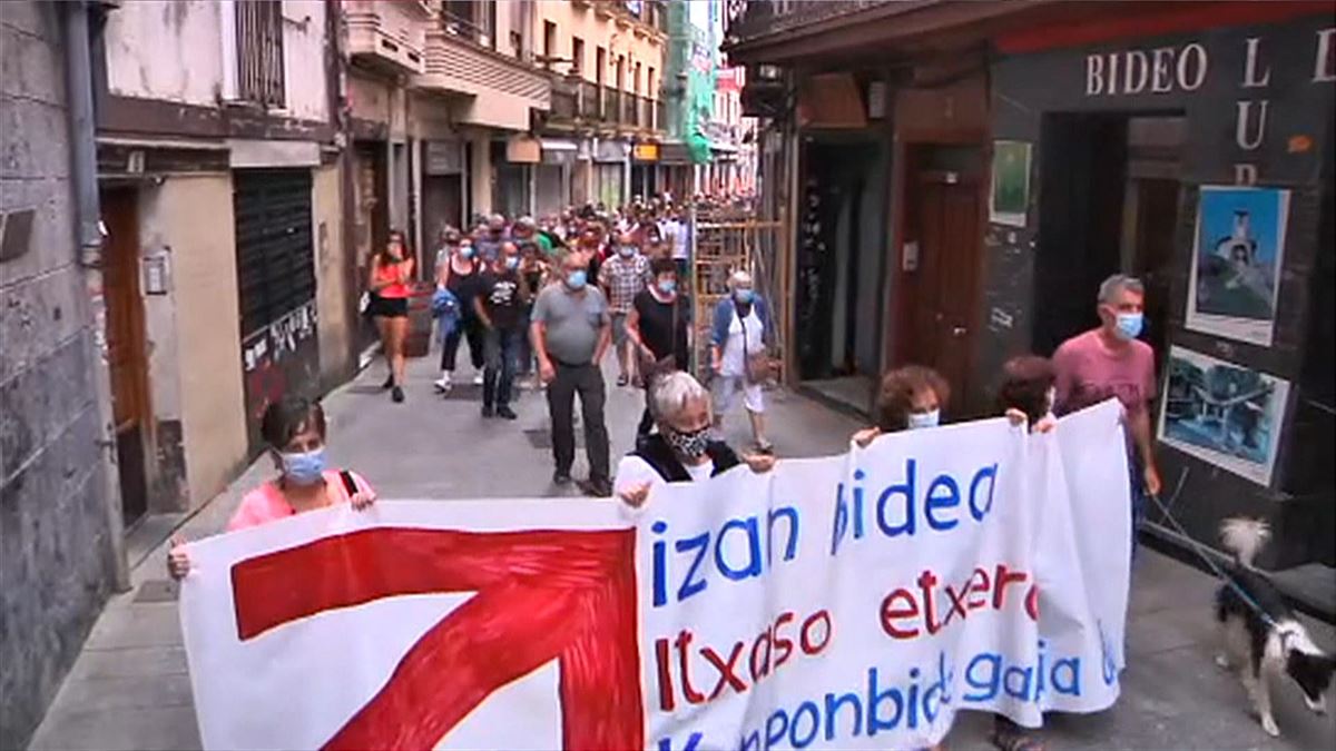 Manifestación en Hernani por la detención de Itxaso Zaldua