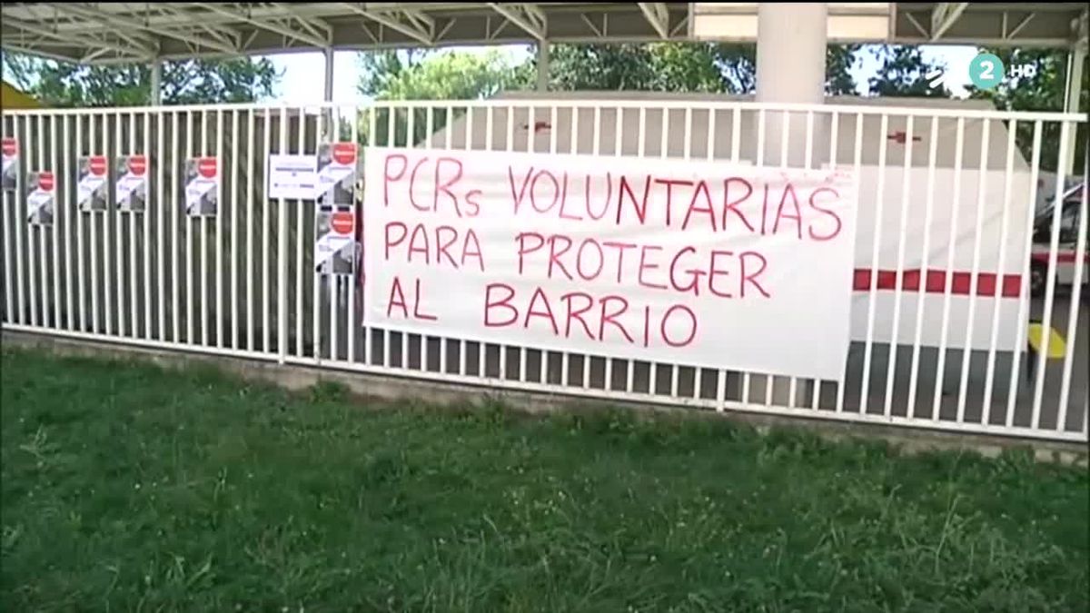 Los jóvenes de Mendillorri han denunciado su criminalización. Imagen obtenida de un video de EiTB.