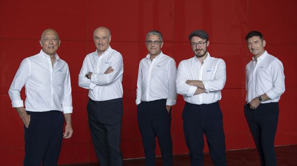 Fermin Aramendi, Pedro Mari Goikoetxea, Alfontso Arroio, Alessandro Ruta y Xabier Usabiaga