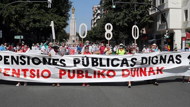 Pentsio publiko duinen alde, Bilbon egindako manifestazio bat. Artxiboko argazkia: EFE