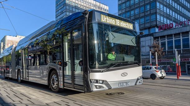 Solaris Urbino 18 autobusa