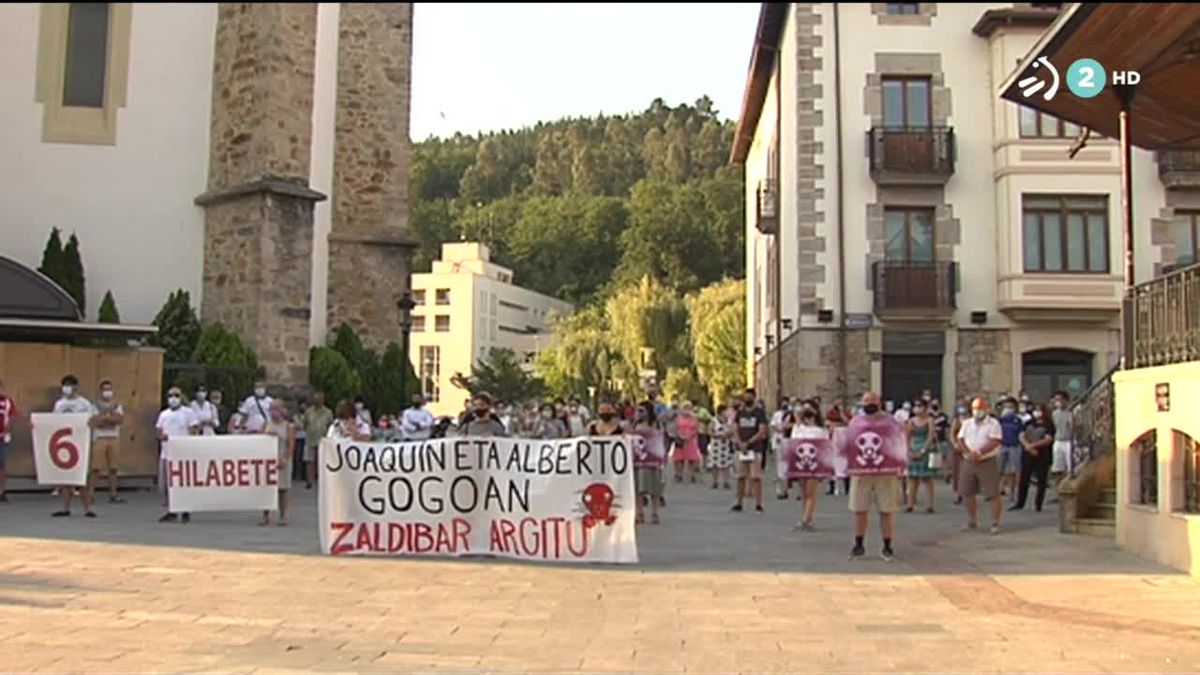 La concentración en Zalla. Imagen obtenida de un video de EiTB.