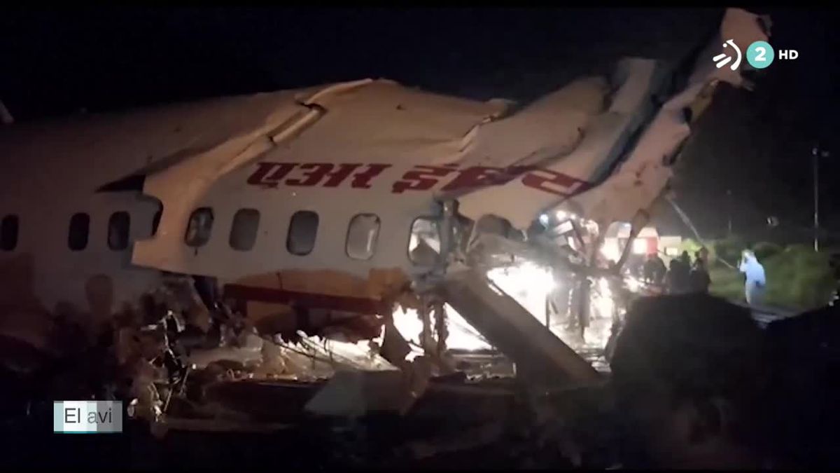 Accidente de avión en India. Foto: EFE