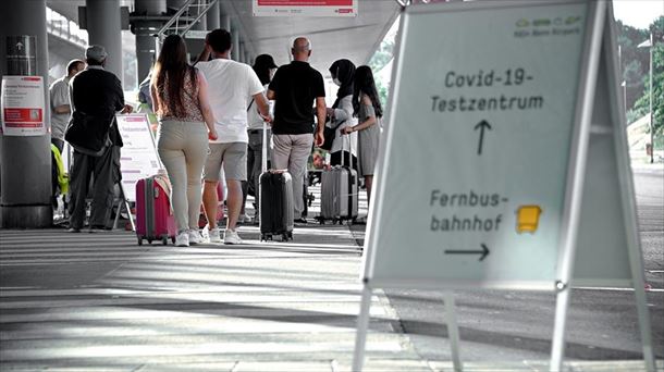 Pruebas PCR en un aeropuerto de Alemania. 