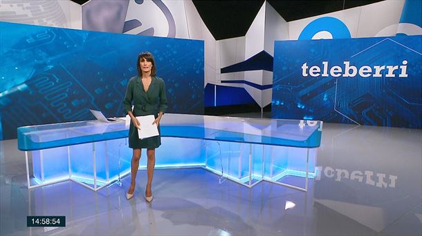 Andrea Arrizabalaga presentando Teleberri 1