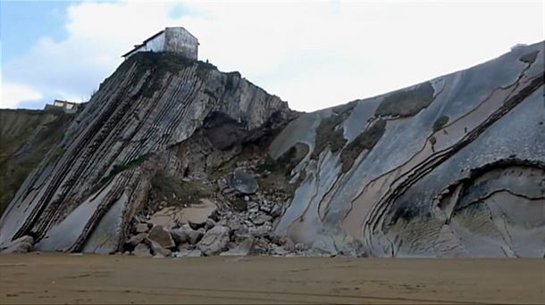 Playa de Itzurun