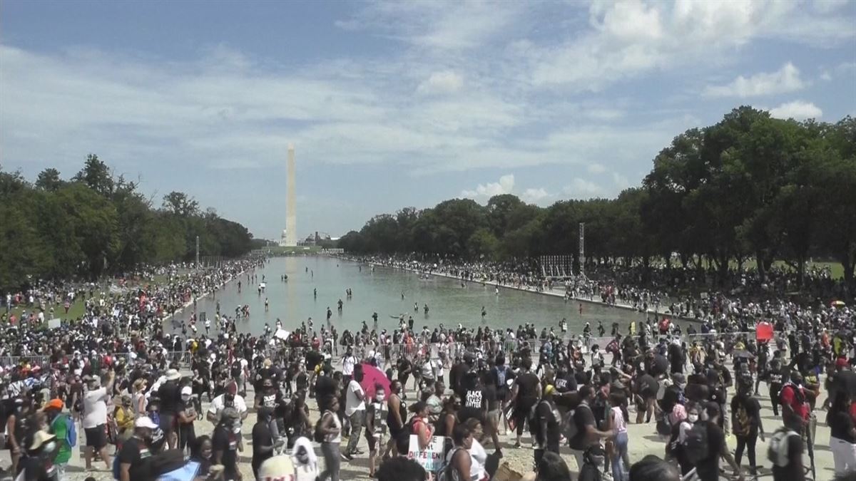 Multitudinaria movilización contra el racismo en Washington.