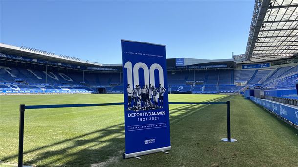 El Alavés inicia en Mendizorrotza la temporada del centenario