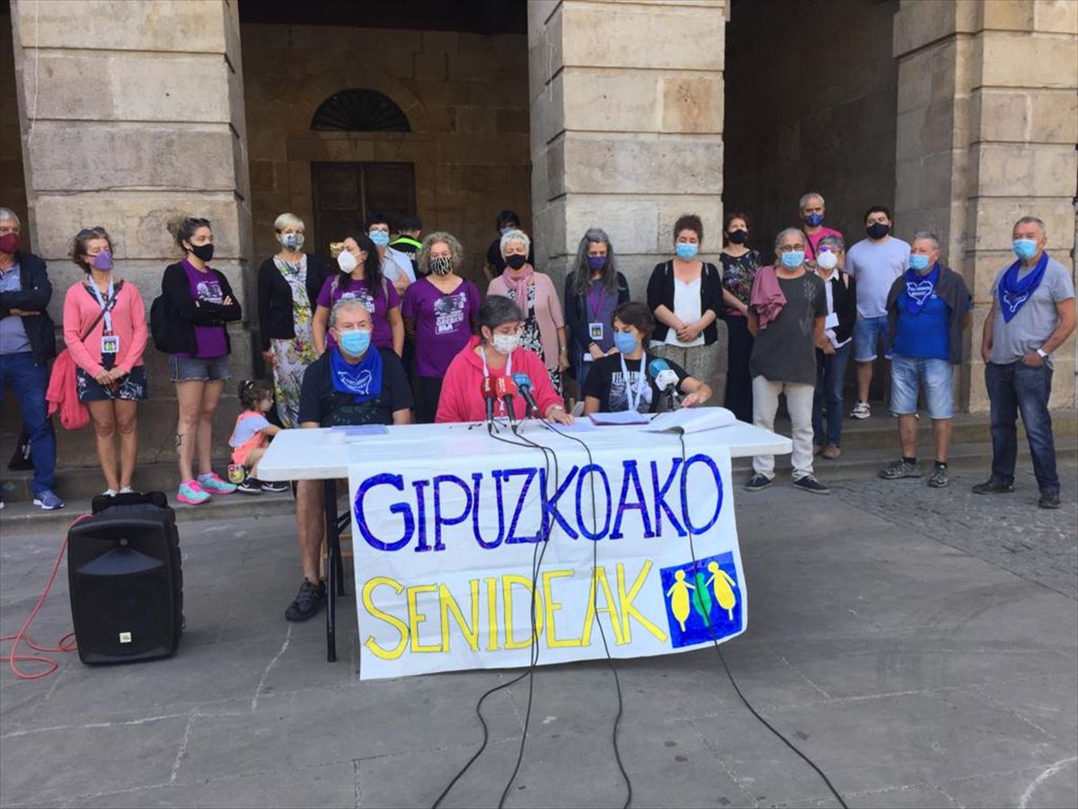 Rueda de prensa de Gipuzkoako Senideak en Eskoriatza. Foto: Xabier Urteaga | Euskadi Irratia