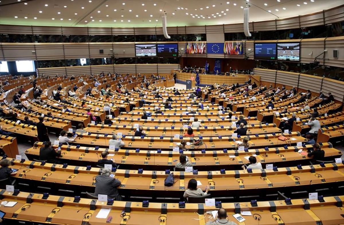 Europako Parlamentua, artxiboko irudi batean