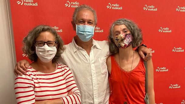 Laura Lángara e Iñaki Fernandez visitan el estudio de Vivir para Ver en Radio Euskadi