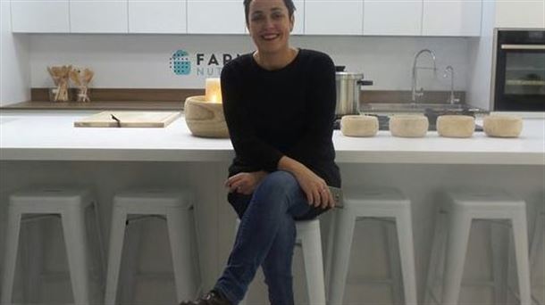 Zaloa Otadui en las instalaciones de su centro Farmacook de Eibar