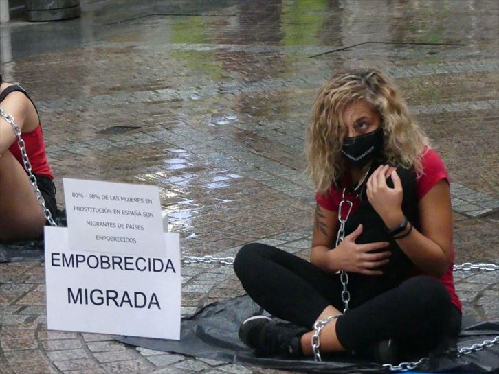 Perfomance en contra de la prostitución