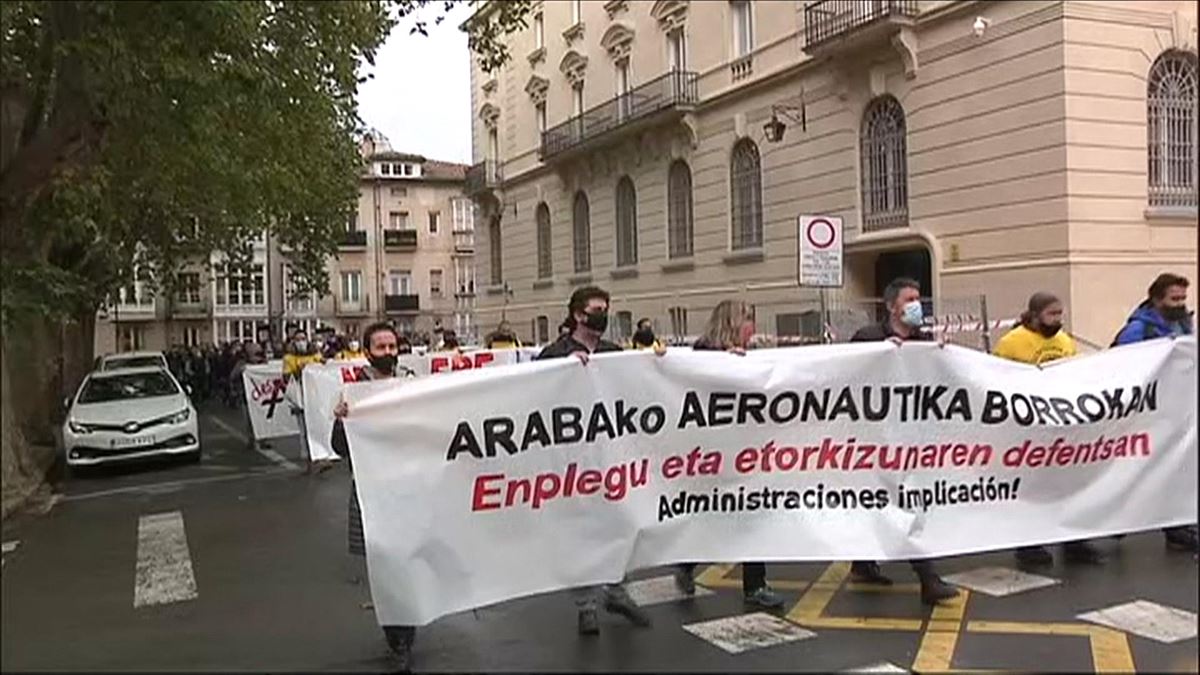 Manifestación de este sábado en Vitoria-Gasteiz. Imagen obtenida de un vídeo de ETB.