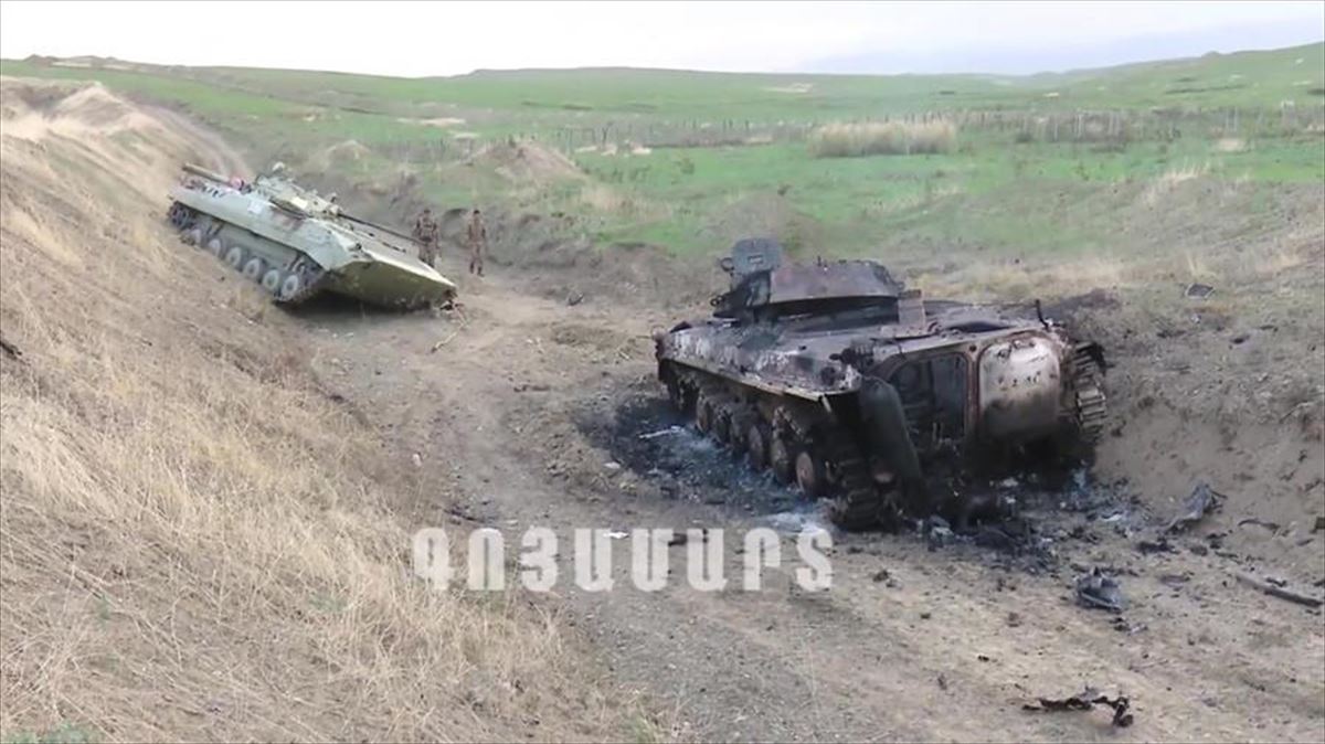 Tanque calcinado en Nagorno Karabaj