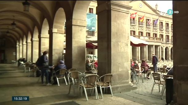Vitoria-Gasteiz no cobrará a la hostelería ni la tasa de basuras ni de las terrazas