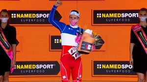 Demare se impone a Sagan en un ajustado esprint