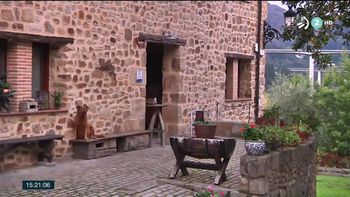 Un alojamiento rural. Imagen obtenida de un vídeo de EiTB.
