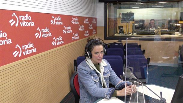 Patricia López Arnaiz, ganadora del Goya a la mejor actriz protagonista, en Radio Vitoria Gaur 