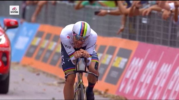 Xabier Artetxe:"Chris Froome Vueltan aurrean ikusteko itxaropena dugu"