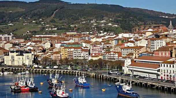 Puerto de Bermeo, uno de los referentes de la industria pesquera. EiTB.eus