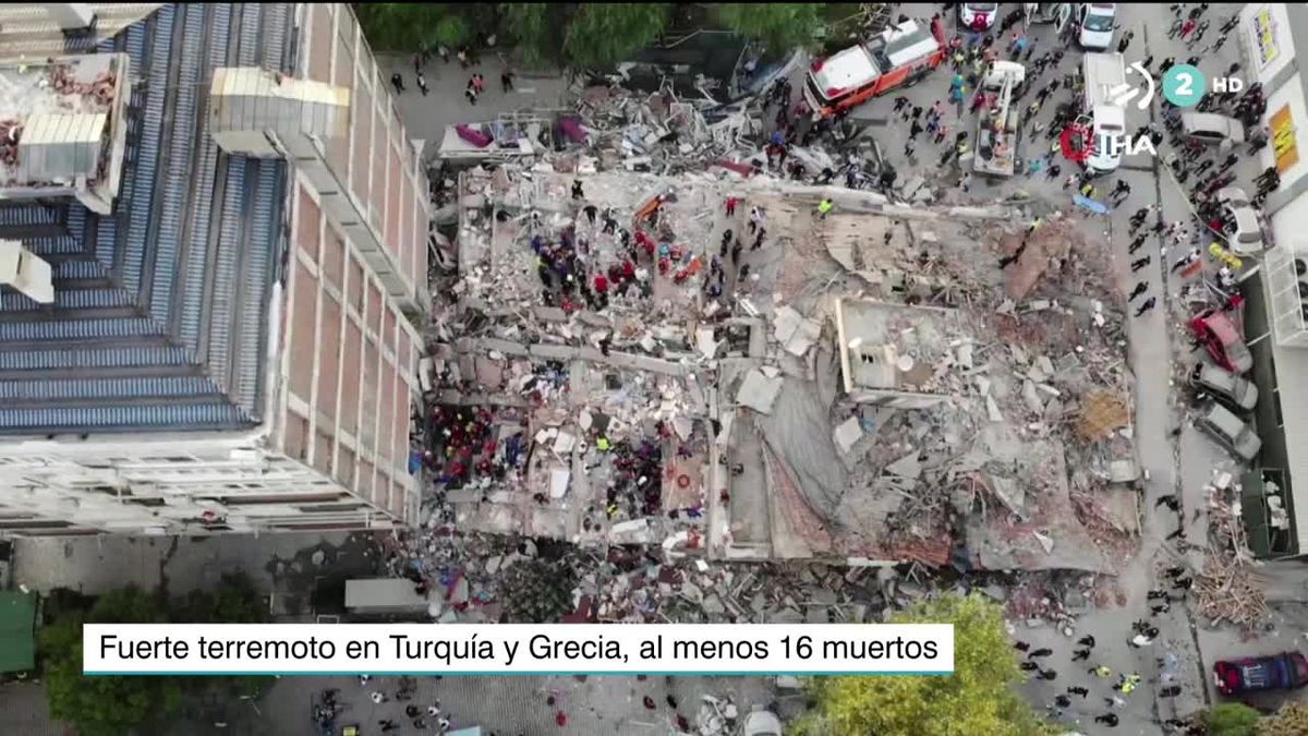 La ciudad turca Esmirna, afectada por el terremoto
