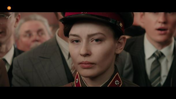 Yuliya Peresild 'La batalla por Sebastopol' filmaren fotograma batean