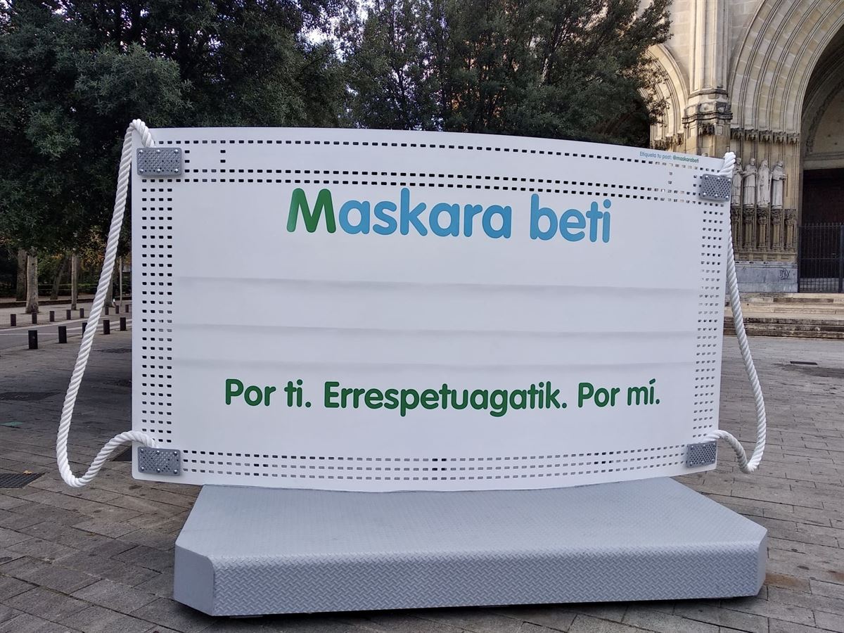 Gorka Urtaran en la presentación de la campaña de sensibilización "Maskara beti"
