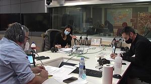 Ostalaritza babesik gabe uztea leporatu dio oposizioak Jaurlaritzari