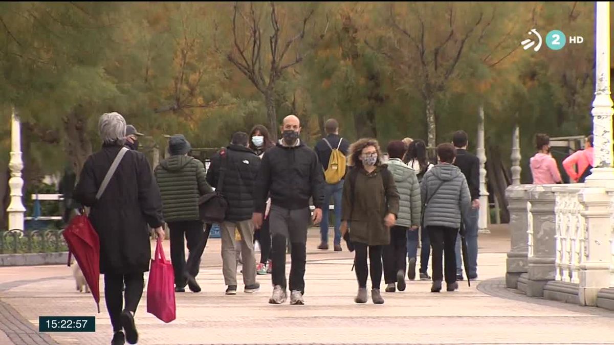 La gente, en la calle. Imagen: EiTB