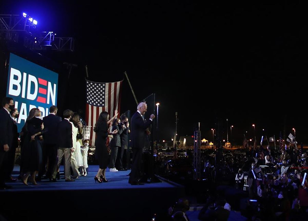 Biden, acompañado de Harris en Wilmington.