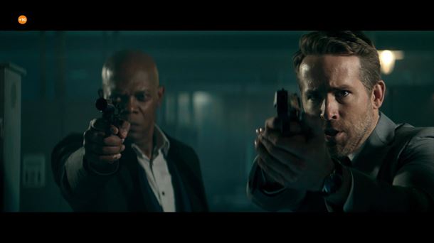 Samuel L. Jackson eta Ryan Reynolds 'El otro Guardaespaldas' filmaren fotograma batean