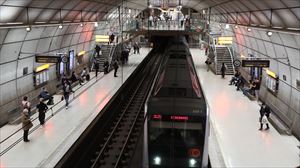 Restablecido el servicio de Metro Bilbao entre Leioa e Ibarbengoa tras reparar la avería en la catenaria
