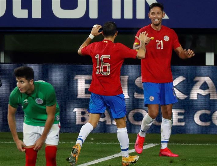 Costa Ricak berdinketa ospatzen