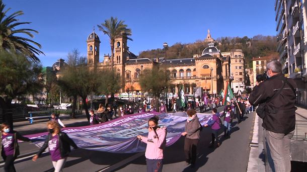 Erresidentzietako langileen manifestazioa. Argazkia: EiTB