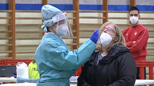 Prueba PCR en un cribado en Viana.