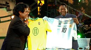 Maradona, Pelé, Messi, y Cristiano Ronaldo, en el mejor equipo de la historia