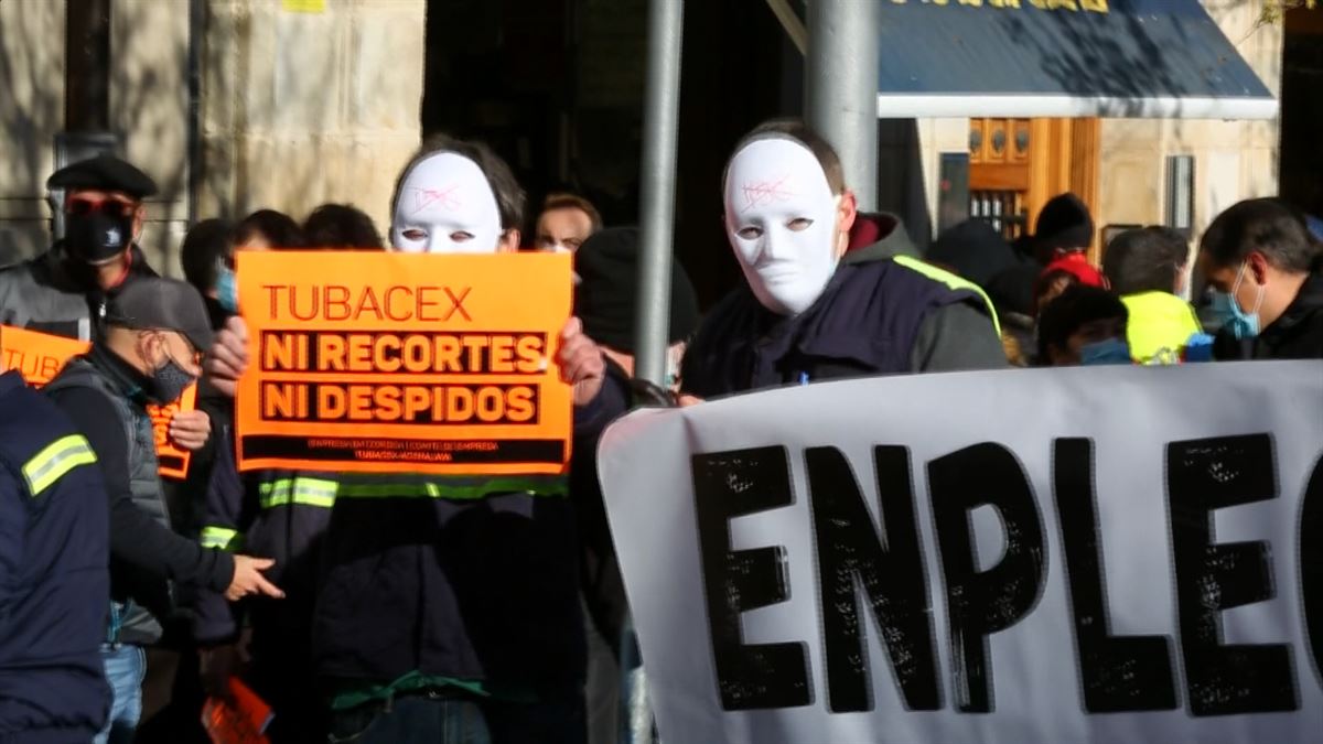 Protesta contra los despidos en Tubacex. Foto: EiTB
