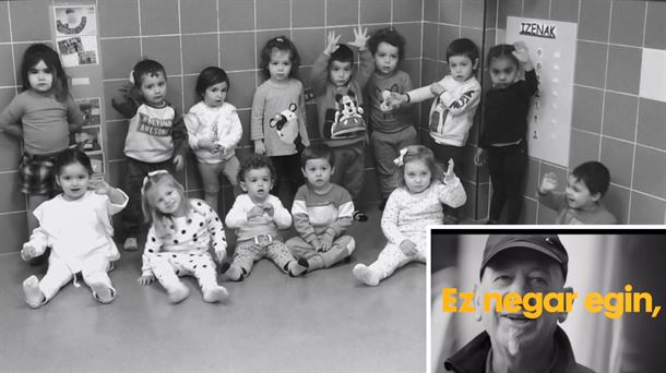El Carmelo Ikastetxeko haurreskolako umeek ere bat egin dute EITB Maratoiarekin
