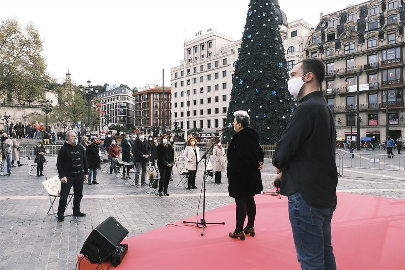 Bertsos a favor de EITB Maratoia.