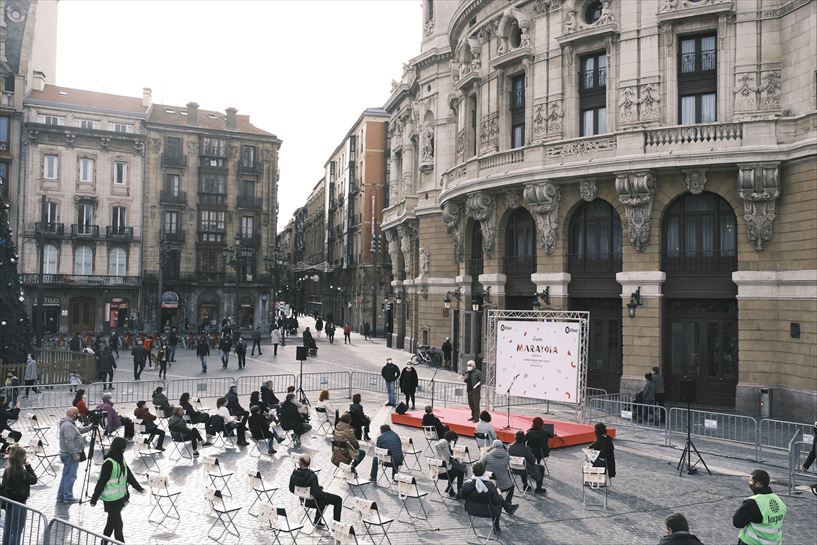 Bertsos a favor de EITB Maratoia.